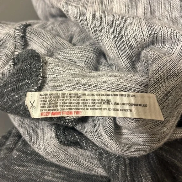 Free People Beach Gray Cocoon Cowl Neck Tunic‎ Sweatshirt - Picture 8 of 9